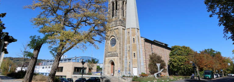 Kirche gesamt außen